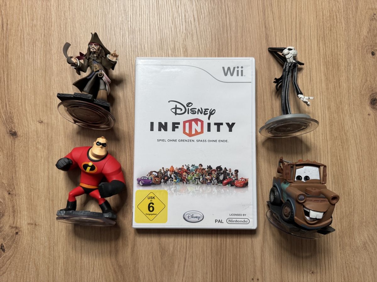Nintendo Giochi: Disney Infinity Set mit Figuren - Wii Spiel – Usato da Biberist venduto da etesummer