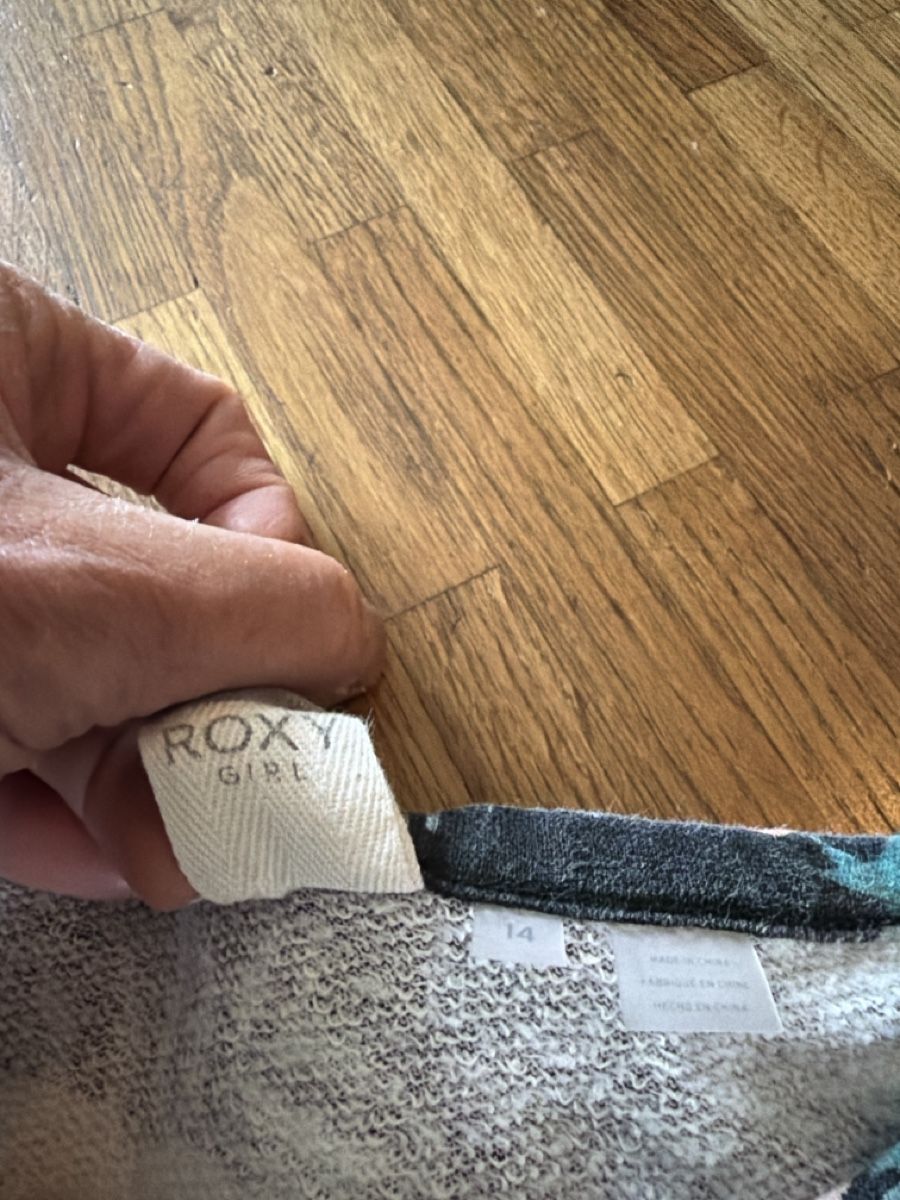 Roxy Maglioni & Felpe: Roxy Girl Pullover, Grösse 14 / 152 , selten getragen  – Usato da Morgarten venduto da elabaumann_ch 2