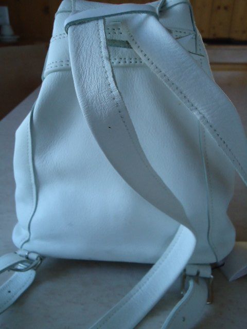 Zaini: Kleiner Lederrucksack weiss – Nuovo (secondo la descrizione) da Stein AR venduto da dylesi 1