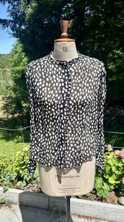ba&sh Bluse Gr. 2 (M) Schwarz Weiss Rüschen Viskose Elegant