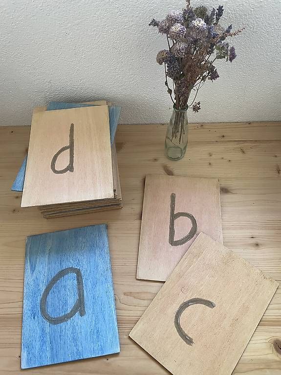 Tutte le decorazioni: Sandbuchstaben Basisschrift nach Montessori – Usato da Stetten AG venduto da kristinabrita 1