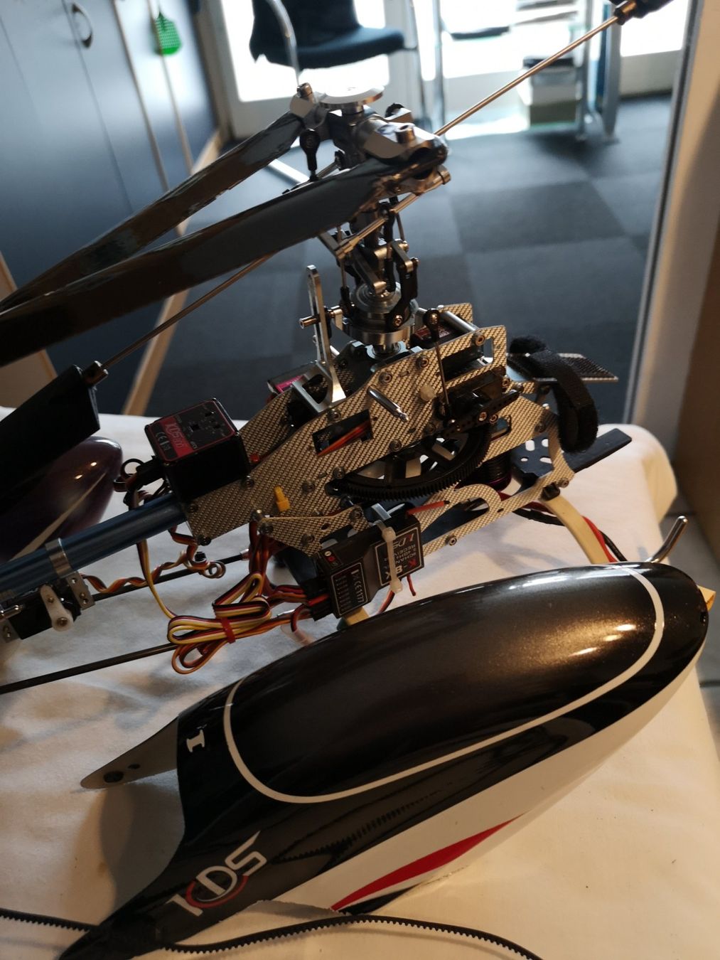 RC Kits de montage: Modell Heli KDS C 450 3D – D'occasion à Heimberg par Newyorker5 1