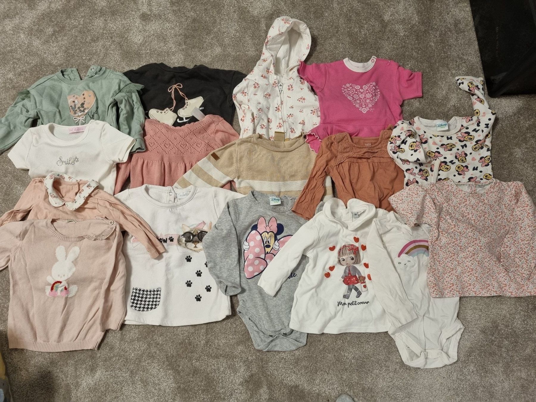 Lotti & Set di vestiti: Kinderkleider Set Grösse 74 Mädchen – Usato da Balterswil venduto da baller23