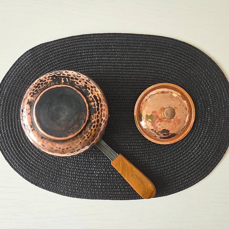 Padelle: Altes Kupferpfännchen mit Deckel – Usato da Zug venduto da Sunshine_113 3