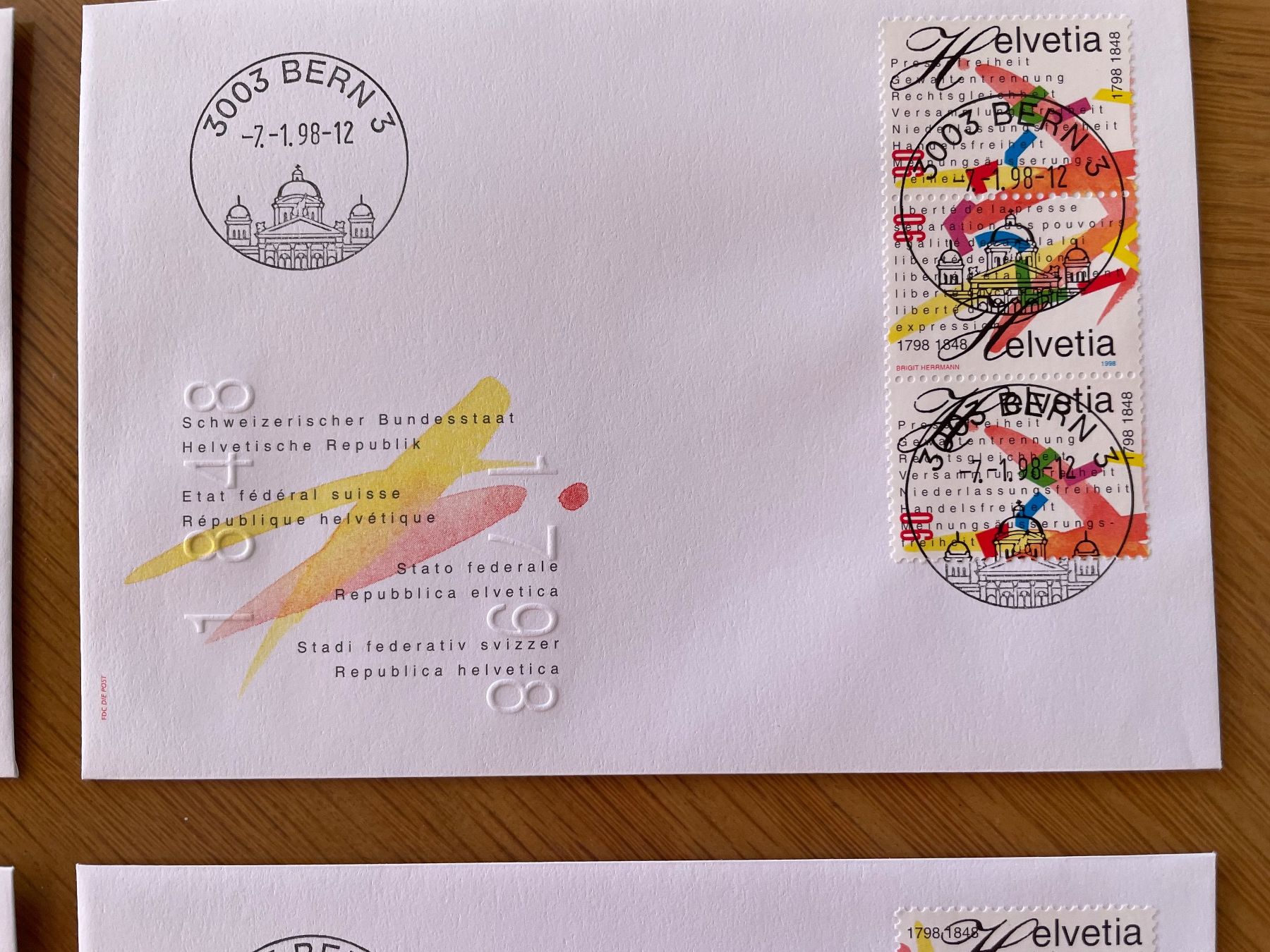 Tous les timbres: 4 doc. différents, 1er j, parfait état – D'occasion à Sonceboz-Sombeval par Comment2 3