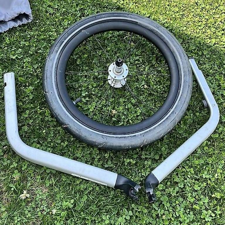 Thule Rimorchi: Thule Chariot Sport 2 inklusive Jogging Set – Usato da Zürich venduto da mkl_52yb 1