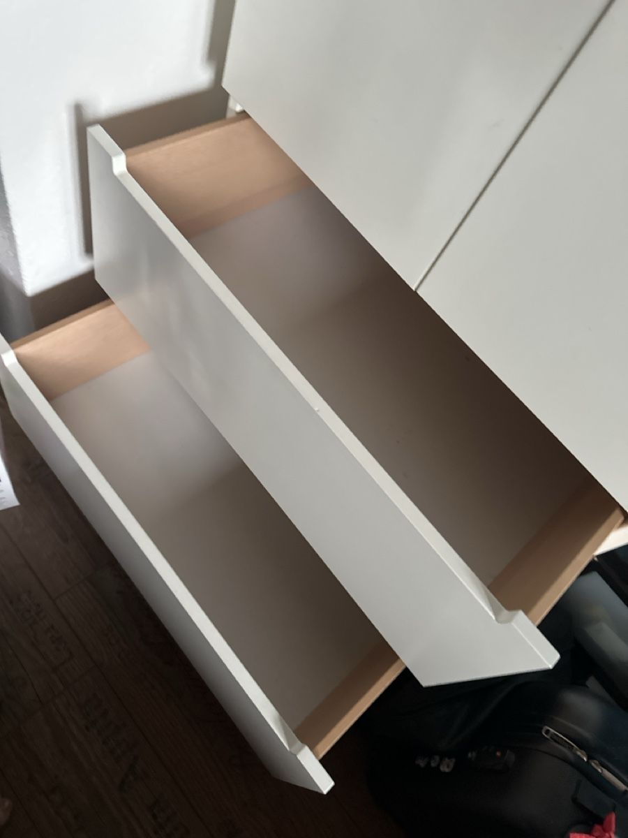 Armadi: Weisser Kleiderschrank mit  2 Schubladen – Usato da Muri AG venduto da any010 3