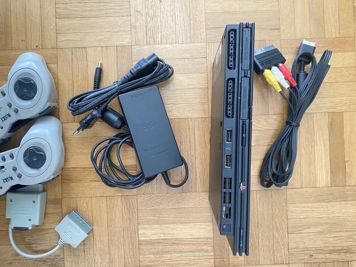 Sony Console: PlayStation 2 slim console – Usato da Adliswil venduto da Turbocrazy 2