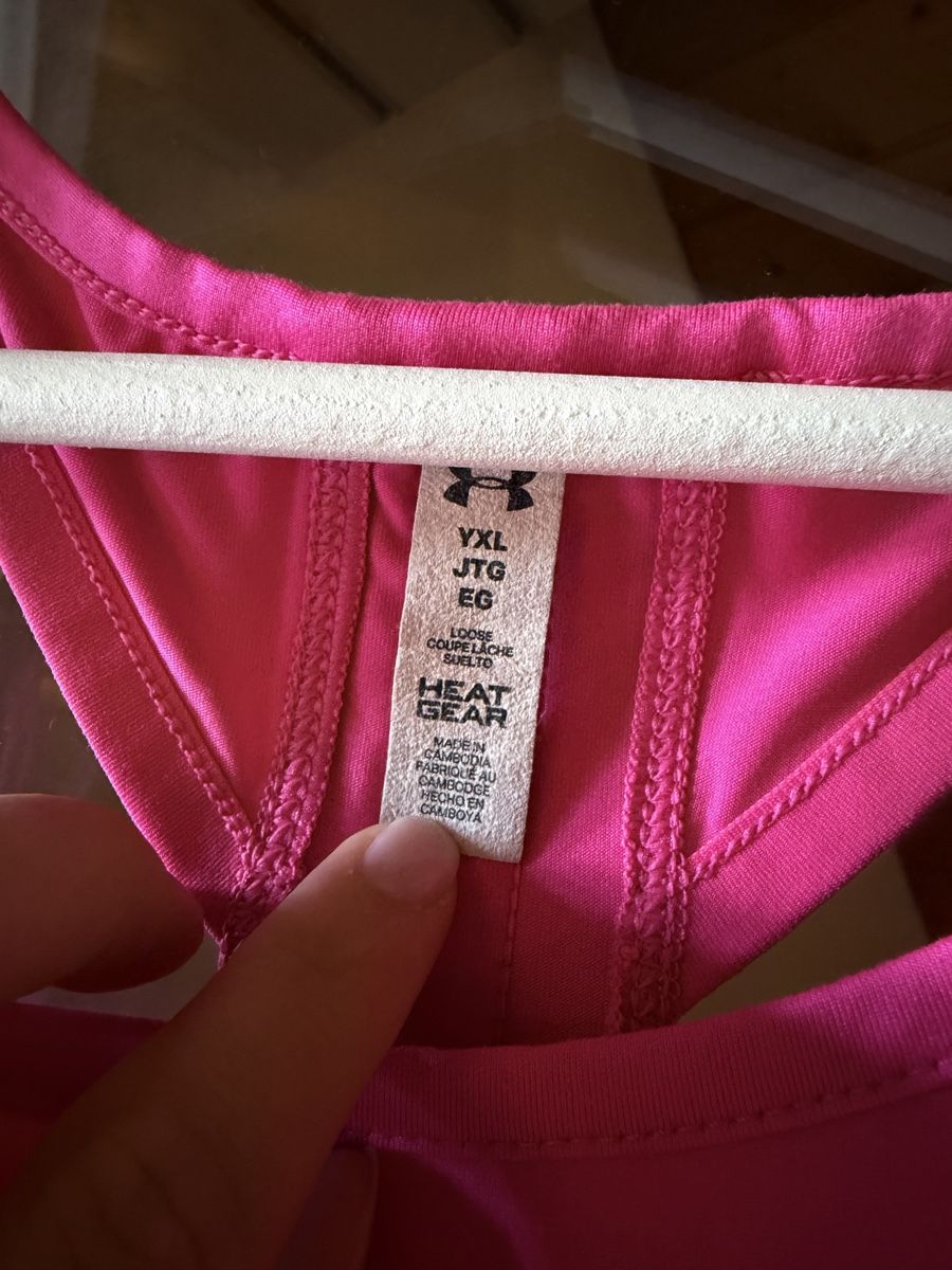 Under Armour Tops: Under Armour Tank Top Pink – Neuf (Voir description) à Zürich par BettinaMarie2308 3
