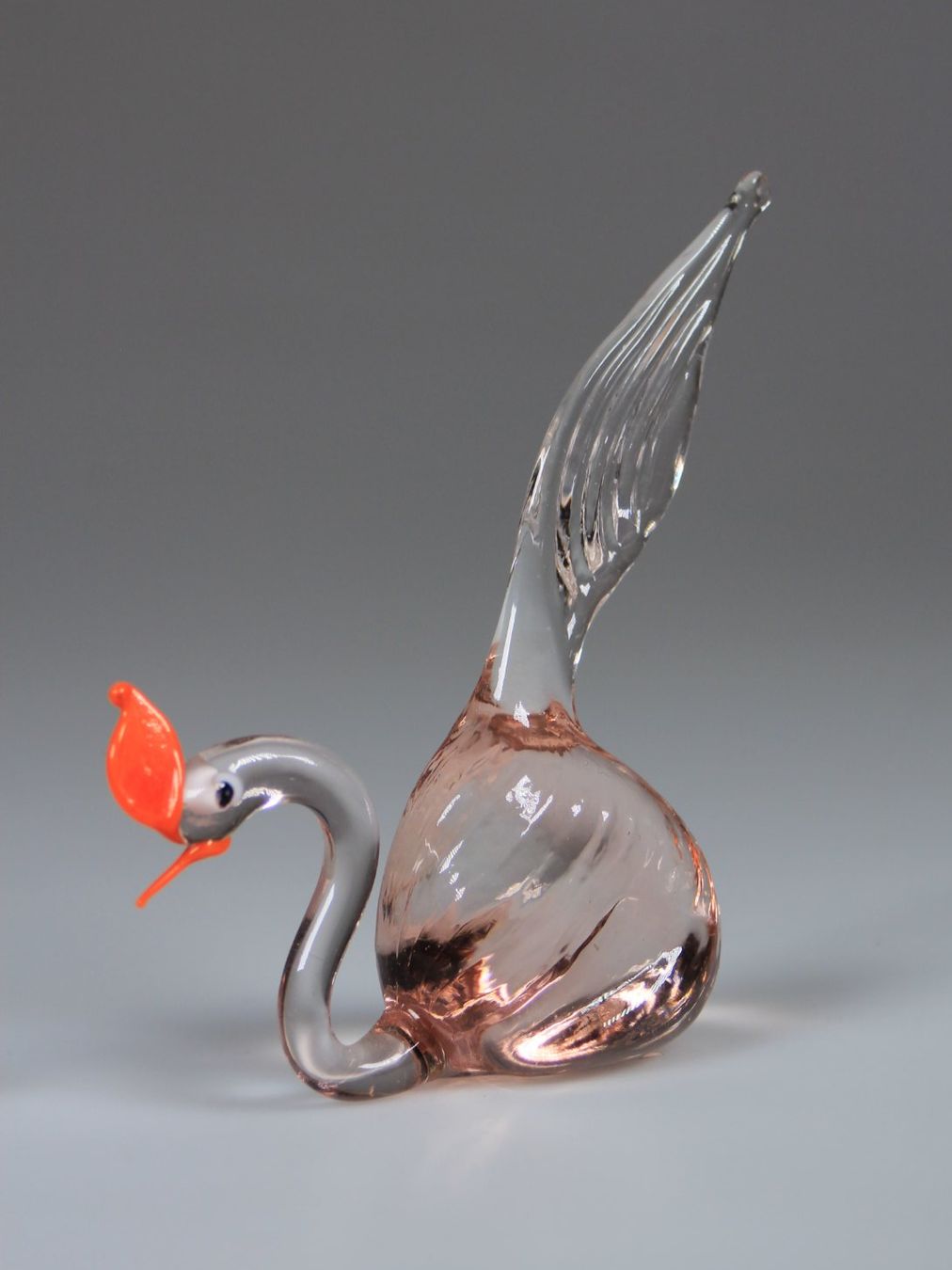 Murano Figurines: Murano Glas Schwan rosa – D'occasion à Basel par IRMAundFRED