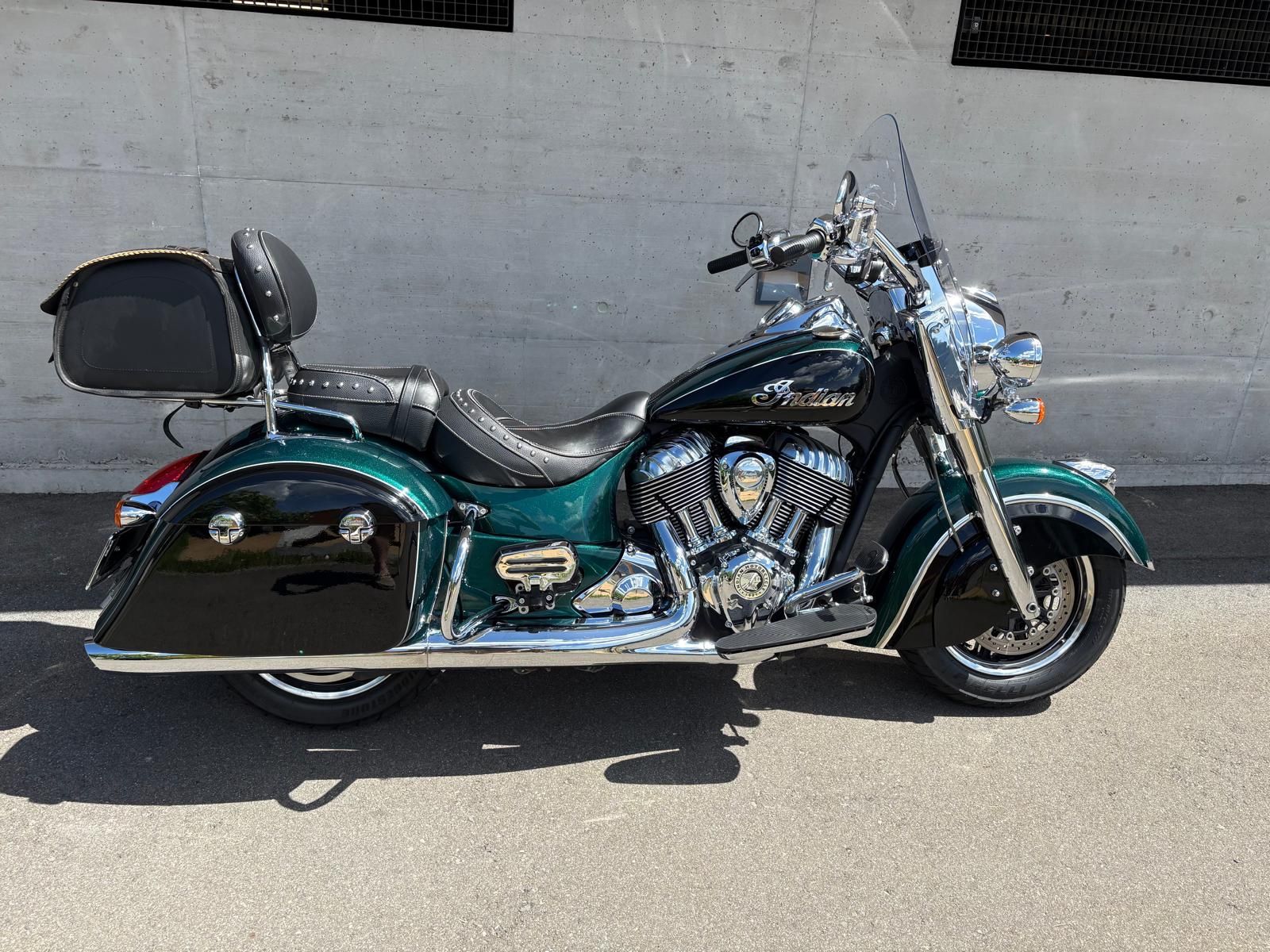 Indian Motorcycle Cruisers: Indian Springfield – D'occasion à Steinen par tho_jc9d