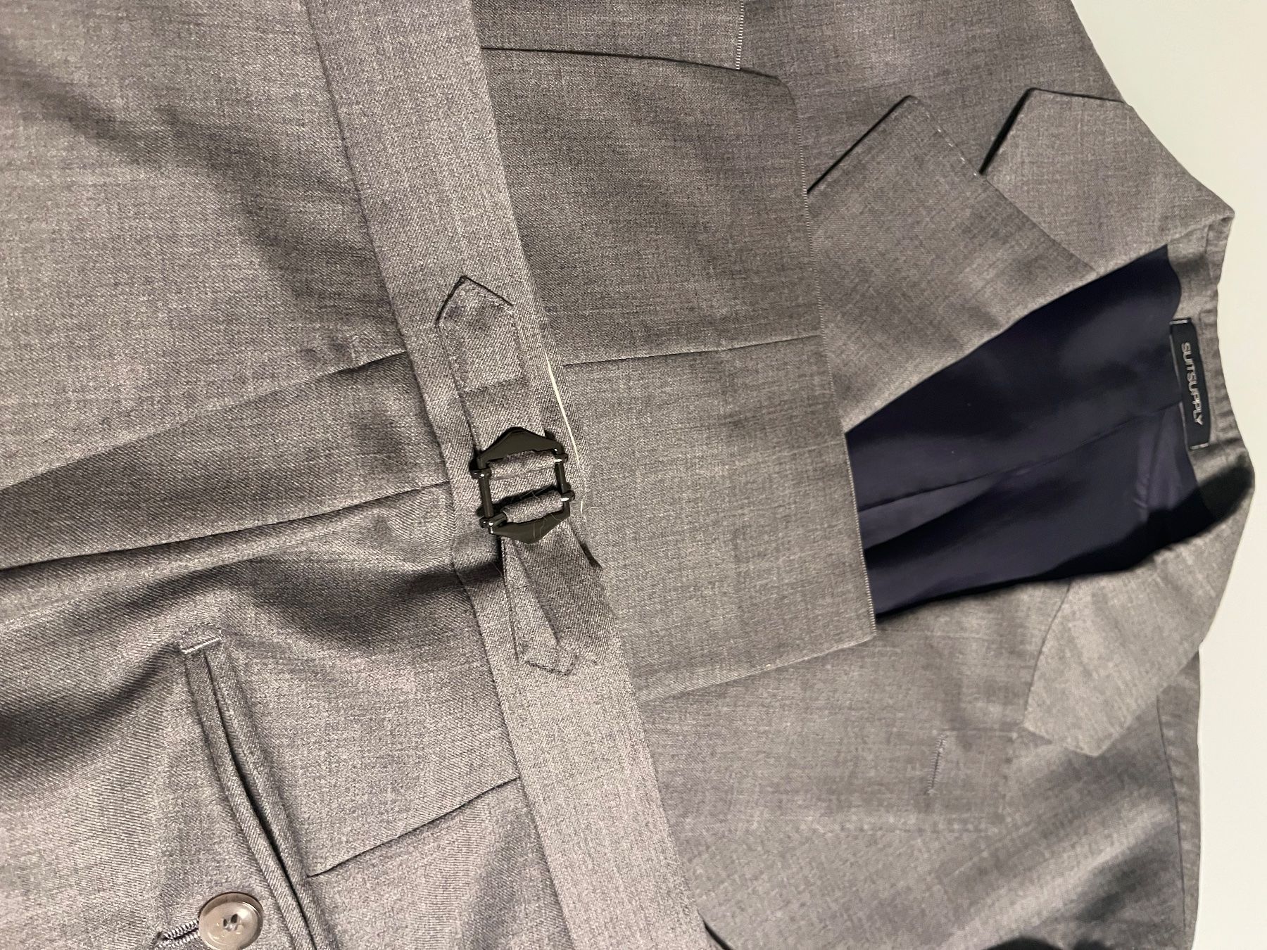 Suitsupply Completi, tute sportive e funzionali: Suitsupply Anzug 48 grau – Usato da Zürich venduto da su8_29ks 3
