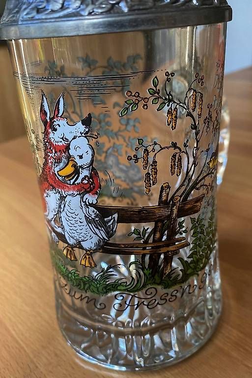 Bicchieri: Antiker Bierkrug mit Zinn Deckel – Nuovo (secondo la descrizione) da Hinwil venduto da Gresserkurt 2