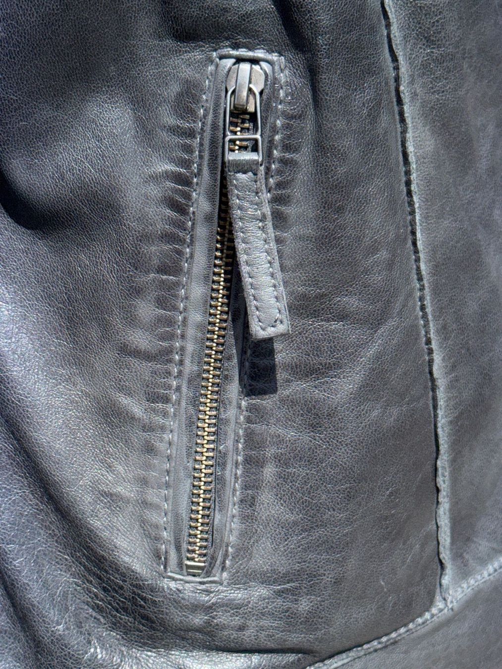 Jacken: Lederjacke Biker-Stil Anthrazit – Gebraucht aus Lostorf von Ka_schmi 2