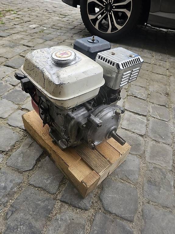Motori: Honda 3.5 PS Motor  – Usato da Weiningen TG venduto da Briandickenmann 1