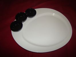Servierplatte Aperoplatte mit 3 Schälchen, schwarz/weiss