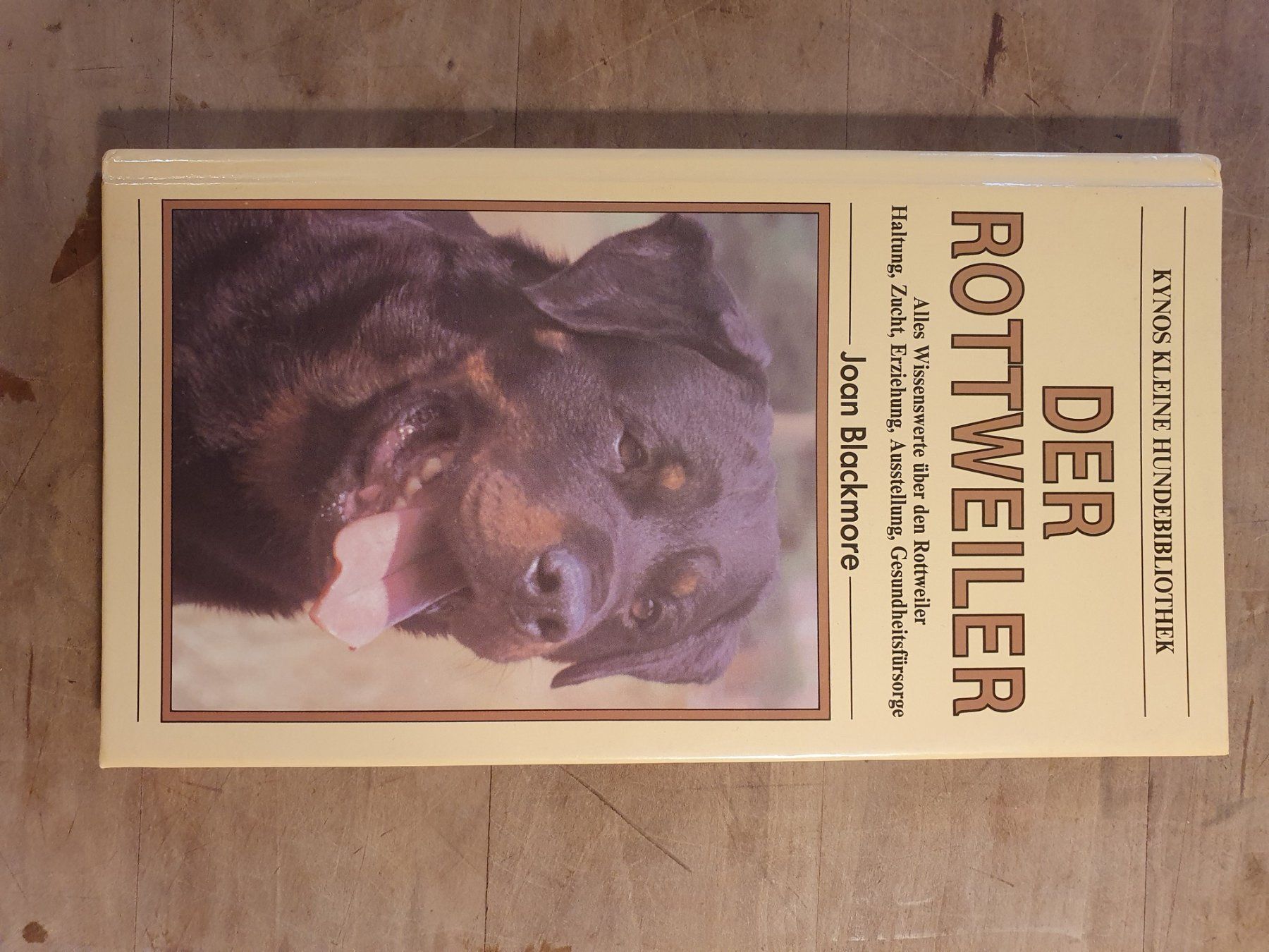 Libri: Der Rottweiler Joan Blackmore Kynos – Usato da Zürich venduto da loosebone