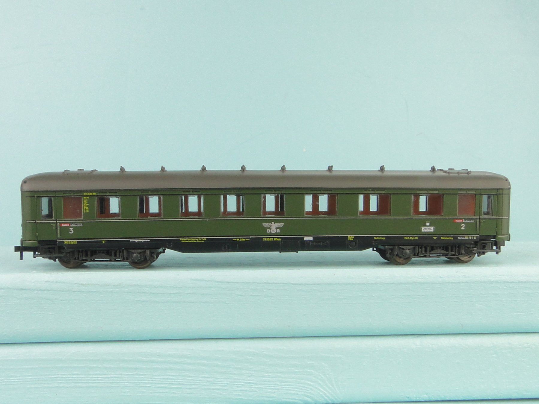 Roco Modelleisenbahnen: Roco 1862 Spur N Schürzenwagen 2/3Kl. – Gebraucht aus Bülach von Albitrain 2