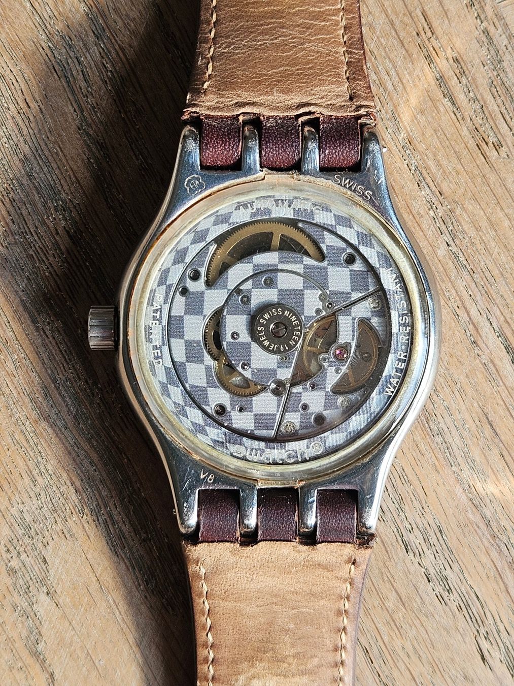 Swatch Montres: Swatch Sistem 51 Irony – D'occasion à zürich par Franseize 1