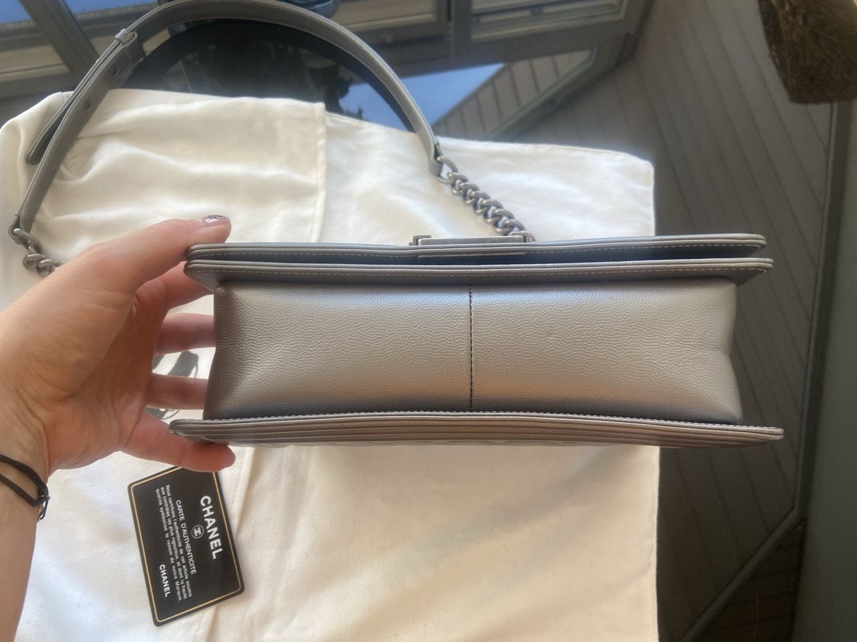 Borse: Chanel Boy Bag, caviar Leather – Usato da Arni AG venduto da LunaMeadow 2
