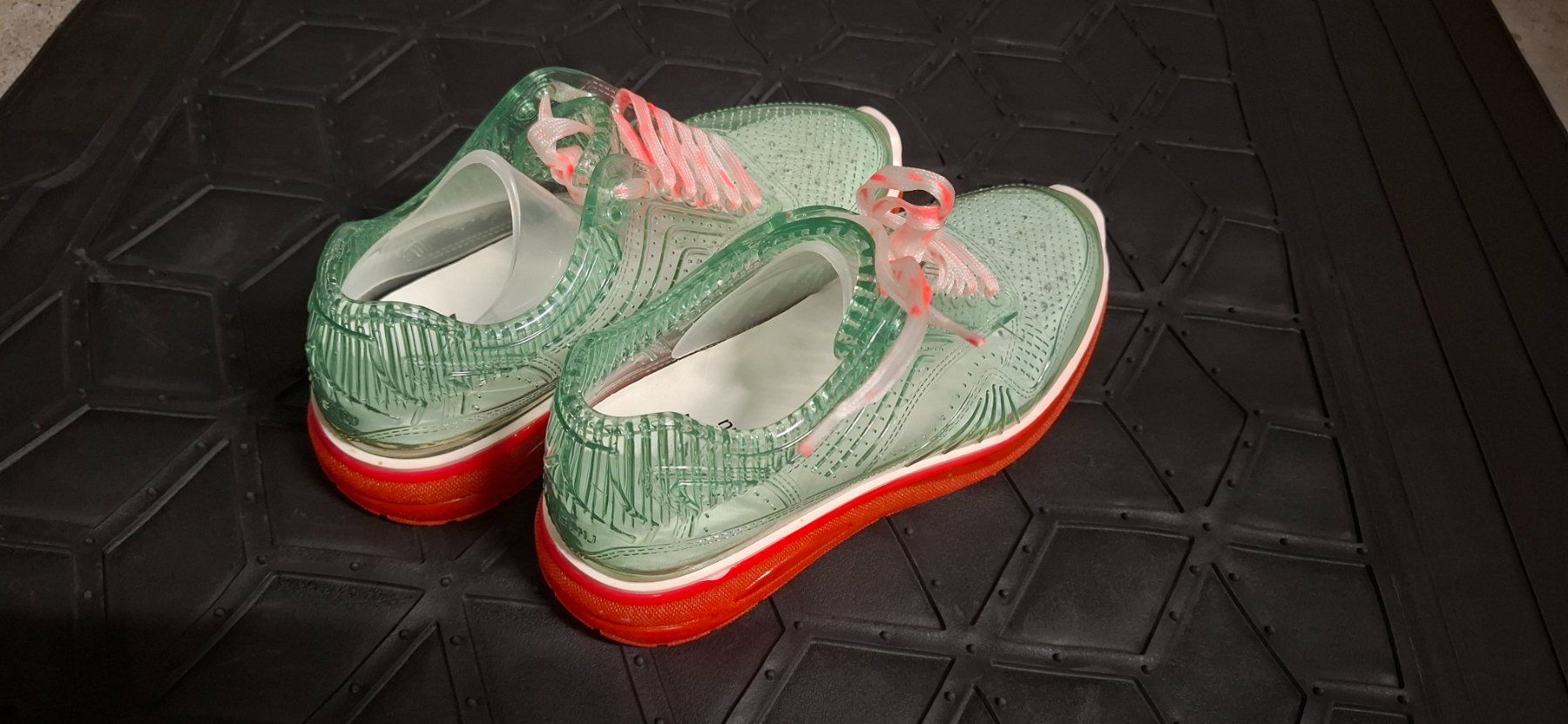 Herrenschuhe: AirDP by iShu+ transparente Sneaker Nr.41 – Neu und originalverpackt aus Basel von Dawid1713 4