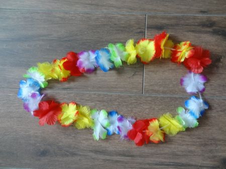 Collier hawaïen multicolore fleurs artificielles