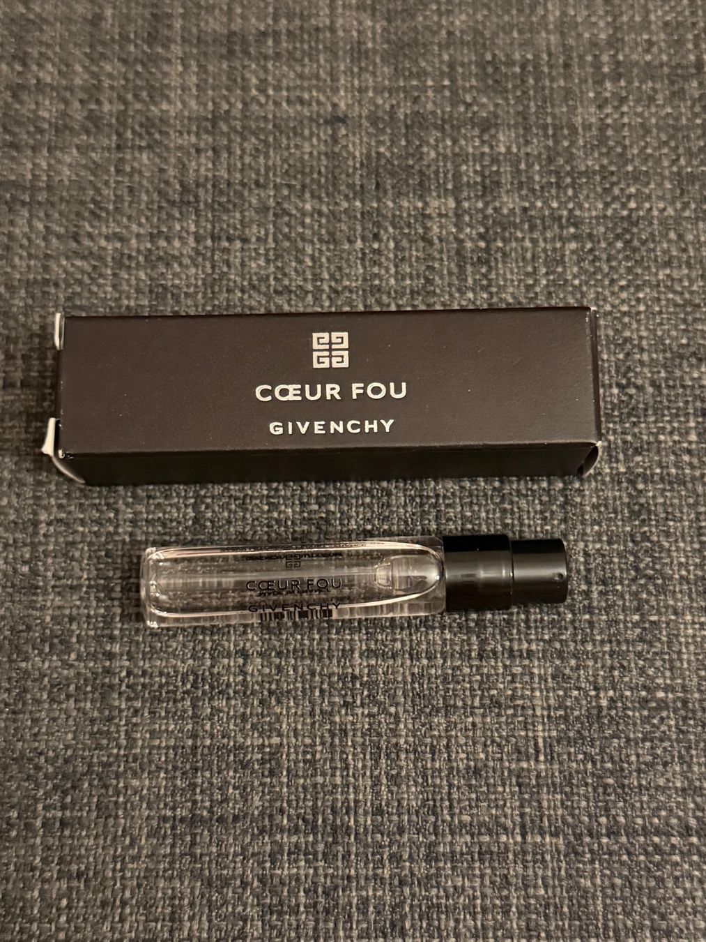 Givenchy Profumi & Eau de Toilette: Givenchy Coeur Fou Eau de Parfum – Nuovo e nell'imballaggio originale da Luzern venduto da sas_r89l