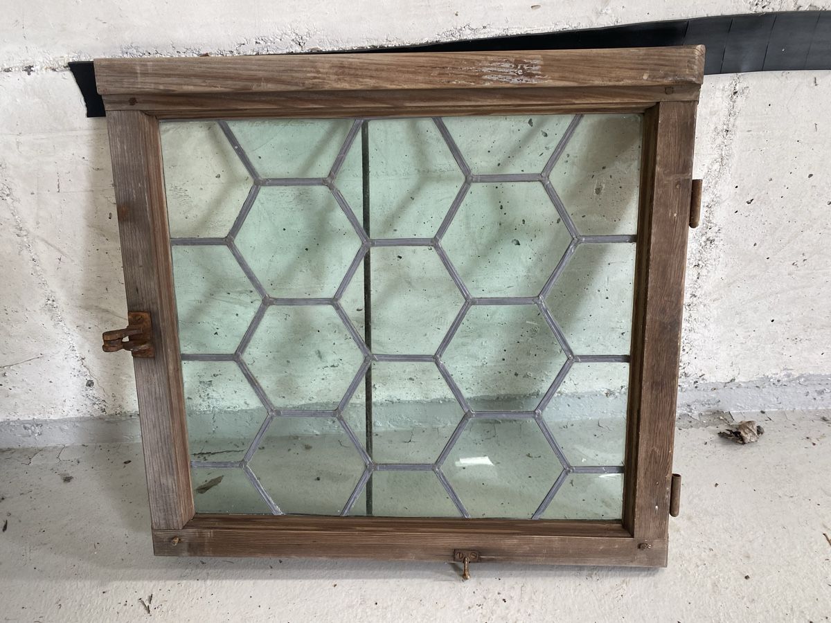 Fenster: Bleiglasfenster schönes altes Fenster  – Gebraucht aus Mosnang von Goldwasser 1
