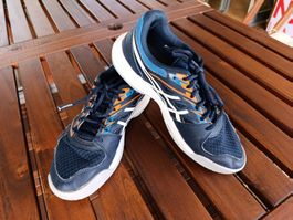 Asics Hallenschuhe Sneakers, Gr. 40