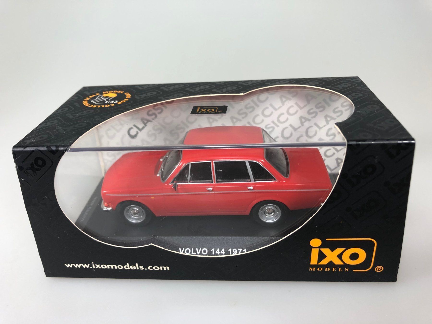 Volvo Modellini d'auto: Volvo 144 - IXO - 1:43 – Usato da Widen venduto da Himan 3
