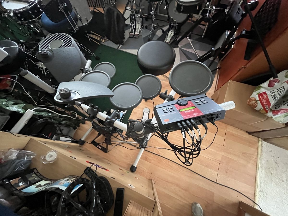 Yamaha Strumenti musicali: Drums Yamaha (Electronic ) – Usato da porrentruy venduto da alp_62jd 5