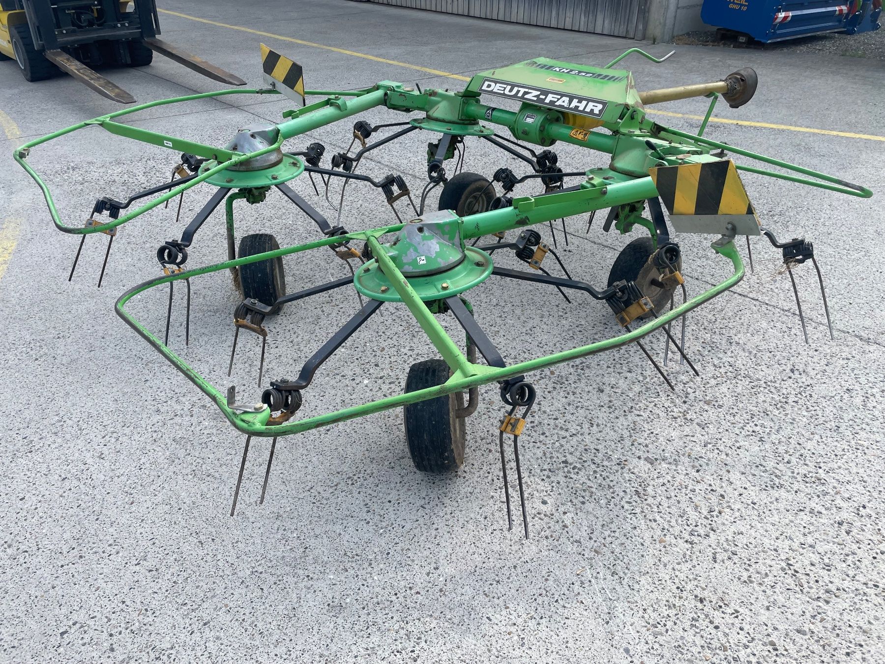 Tutte le macchine: Kreiselheuer Deutz Fahr KH 2.52 – Usato da Neuwilen venduto da muehlethaler-technik 1