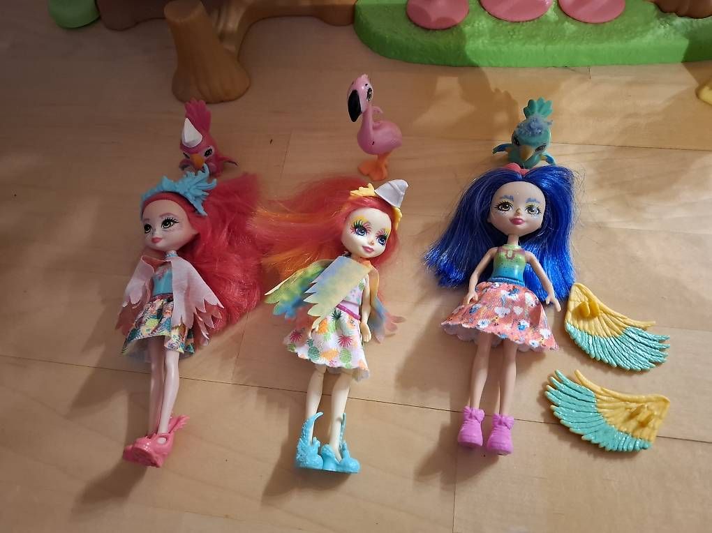 Poupées: Enchantimals Sommer Cafe, Barbies – D'occasion à Utzenstorf par MvHagen 3