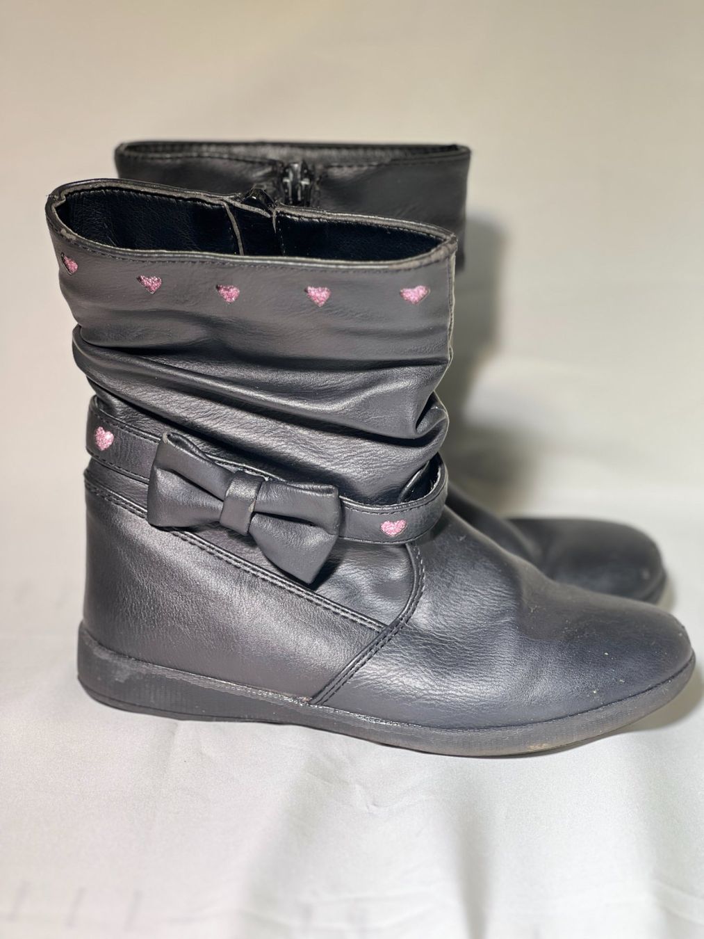 Scarpe per ragazze: Leicht gefütterte Stiefel Grösse 29 – Usato da Zürich venduto da Drahtzug 1