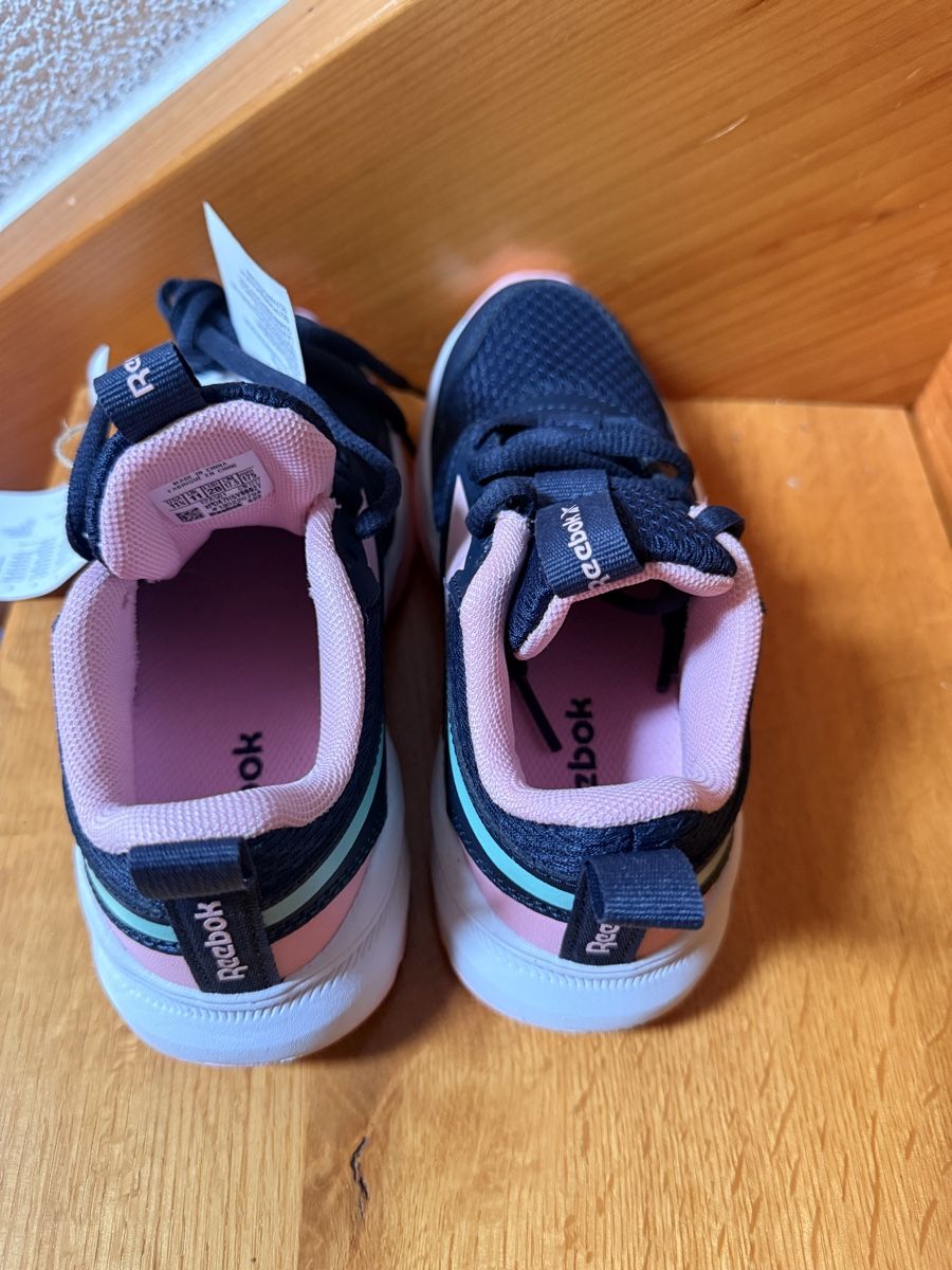 Schuhe für Mädchen: Schuhe gr.28 – Neu (gemäss Beschreibung) aus Amlikon-Bissegg von Flowers_Blossom 1