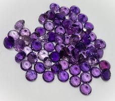 Lot 50.14 ct Améthystes diam. 9 mm - Valeur 800.- Fr.