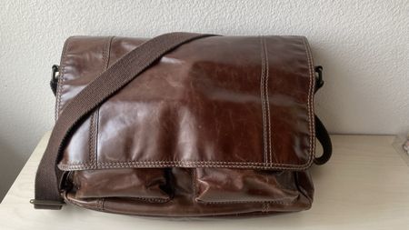 Fossil Umhängetasche gewachstes Leder