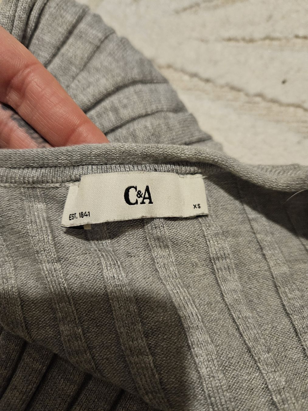 Kleiderpakete: Langarm tops/Gr S-M – Gebraucht aus Baar von BlackCat_13 5