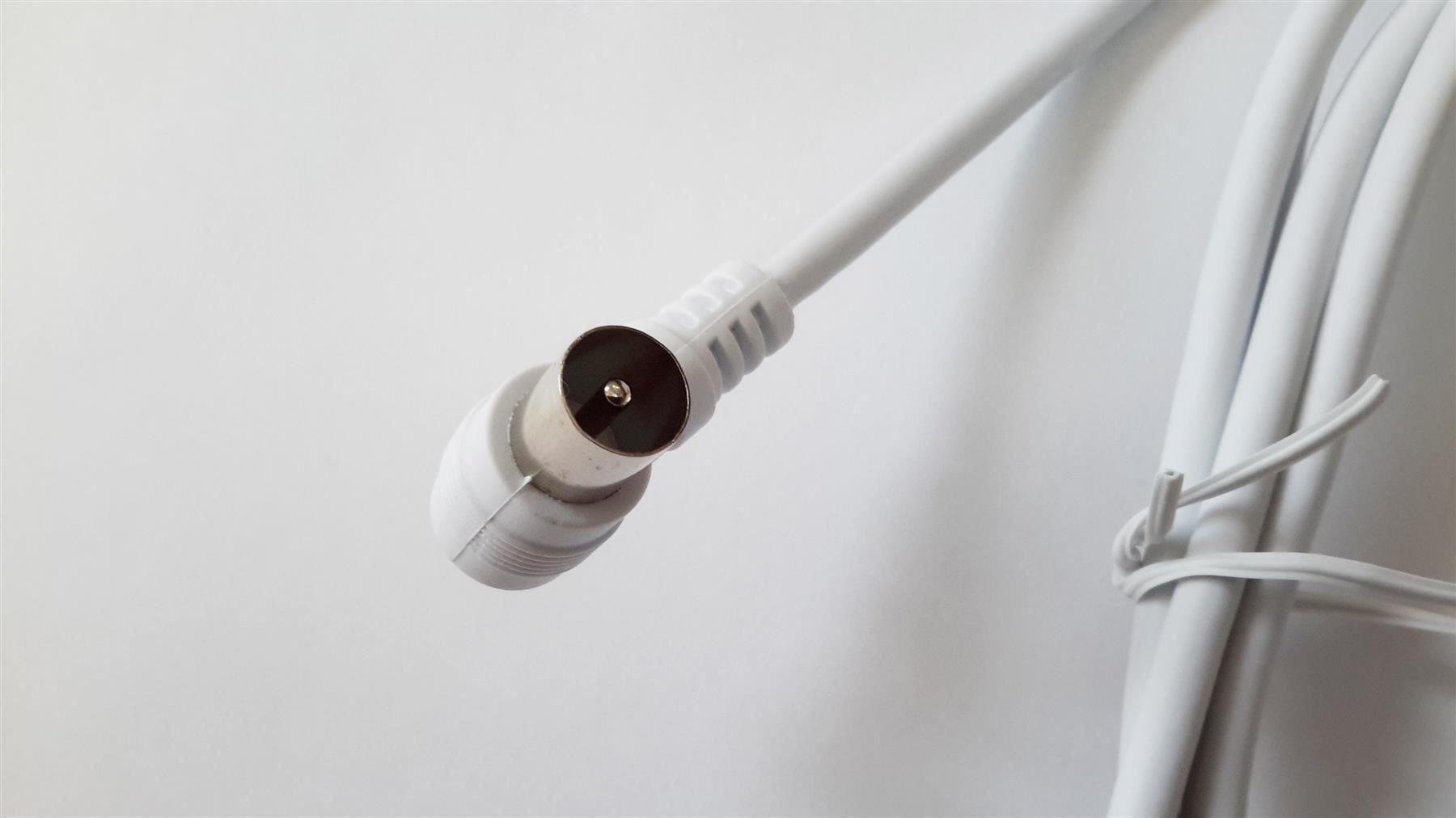 Cavi: Antennenkabel Koax Buchse/Stecker 1.5 m – Nuovo e nell'imballaggio originale da St. Gallen venduto da cointec 3