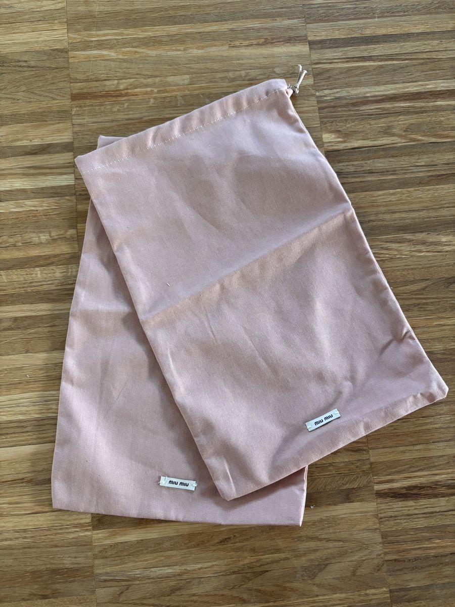 Miu Miu Borse da donna: Miu Miu Staubbeutel. Neu! – Nuovo (secondo la descrizione) da Luzern venduto da lor_x8hx