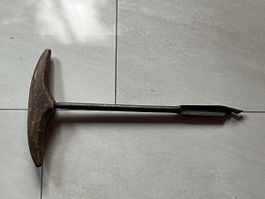 Antiker Holzbohrer