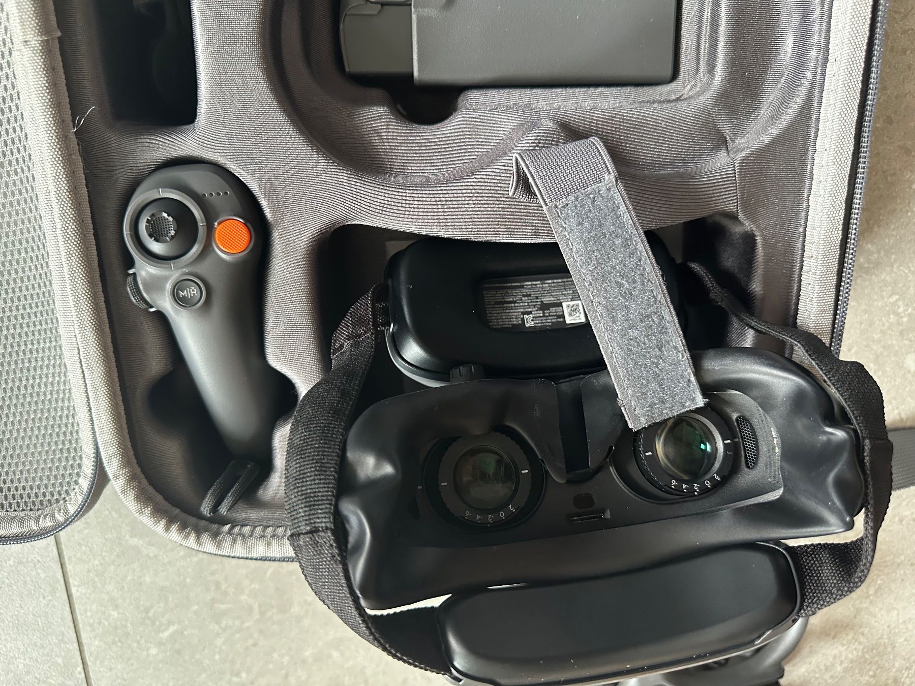 DJI RC Modellbau: DJI Avata 2 Fly More Combo mit Zubehör – Gebraucht aus Allschwil von Bamba. 7