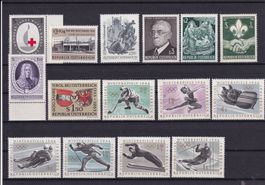 Österreich: Lot von diversen Briefmarken