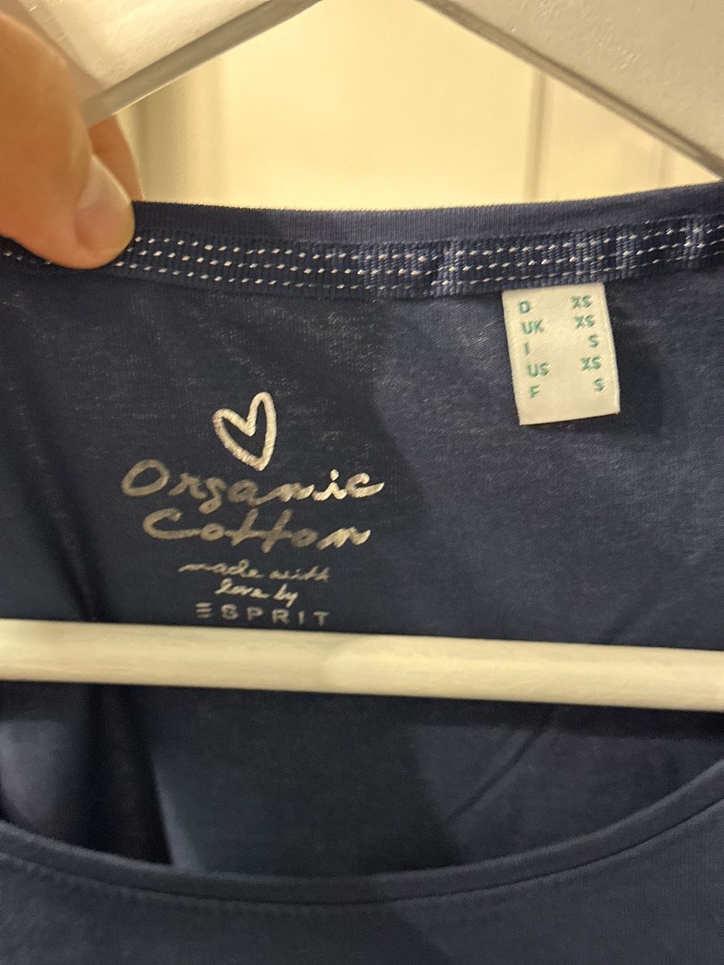 Esprit Top: Top der Marke Esprit Grösse XS – Usato da Bettwiesen venduto da Relux1 2