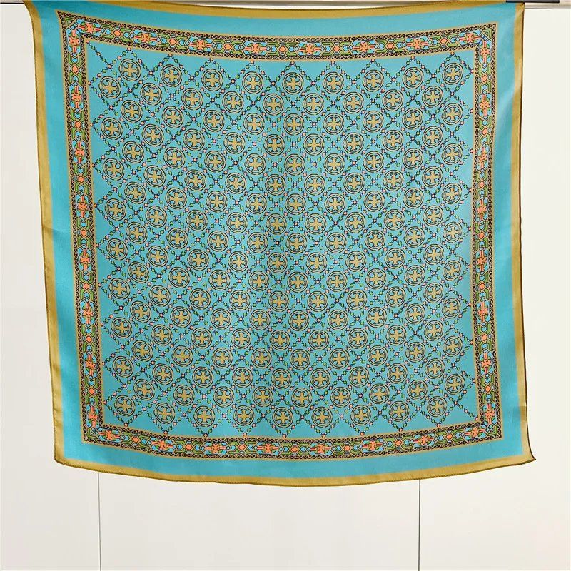 Foulard & Sciarpe: New 68cm 100% Silk Scarf Chain Pattern Teal Neckscarf – Nuovo e nell'imballaggio originale da Baar venduto da virginiablossoms 2