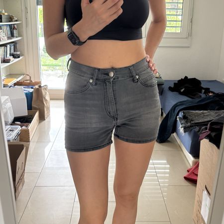 Jeans Shorts Cheap Monday grau Grösse 27