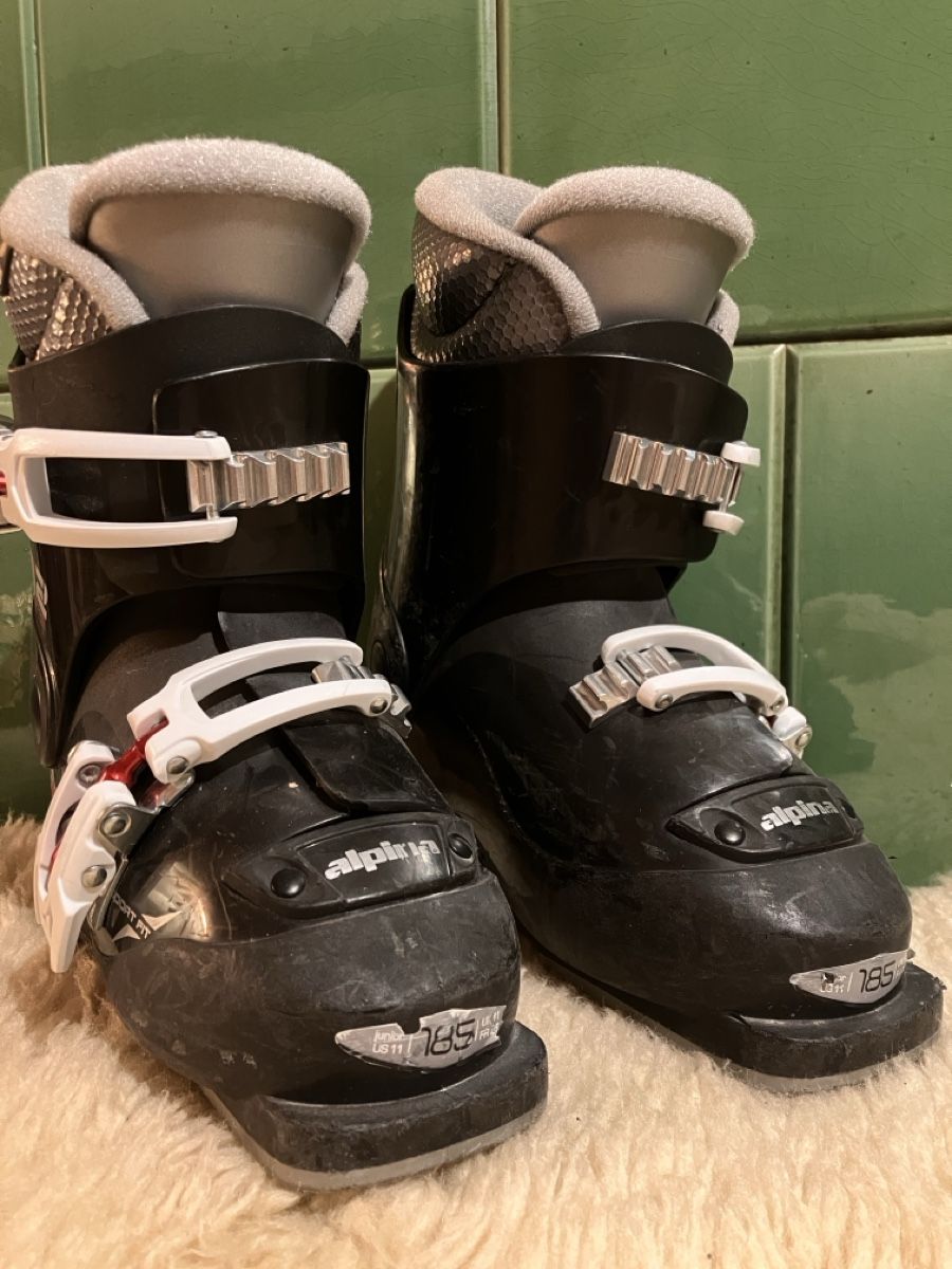 Alpina Scarpe per ragazzi: Alpina J2 Skischuhe Grösse 29 – Usato da Hinwil venduto da Birebaum_1 2