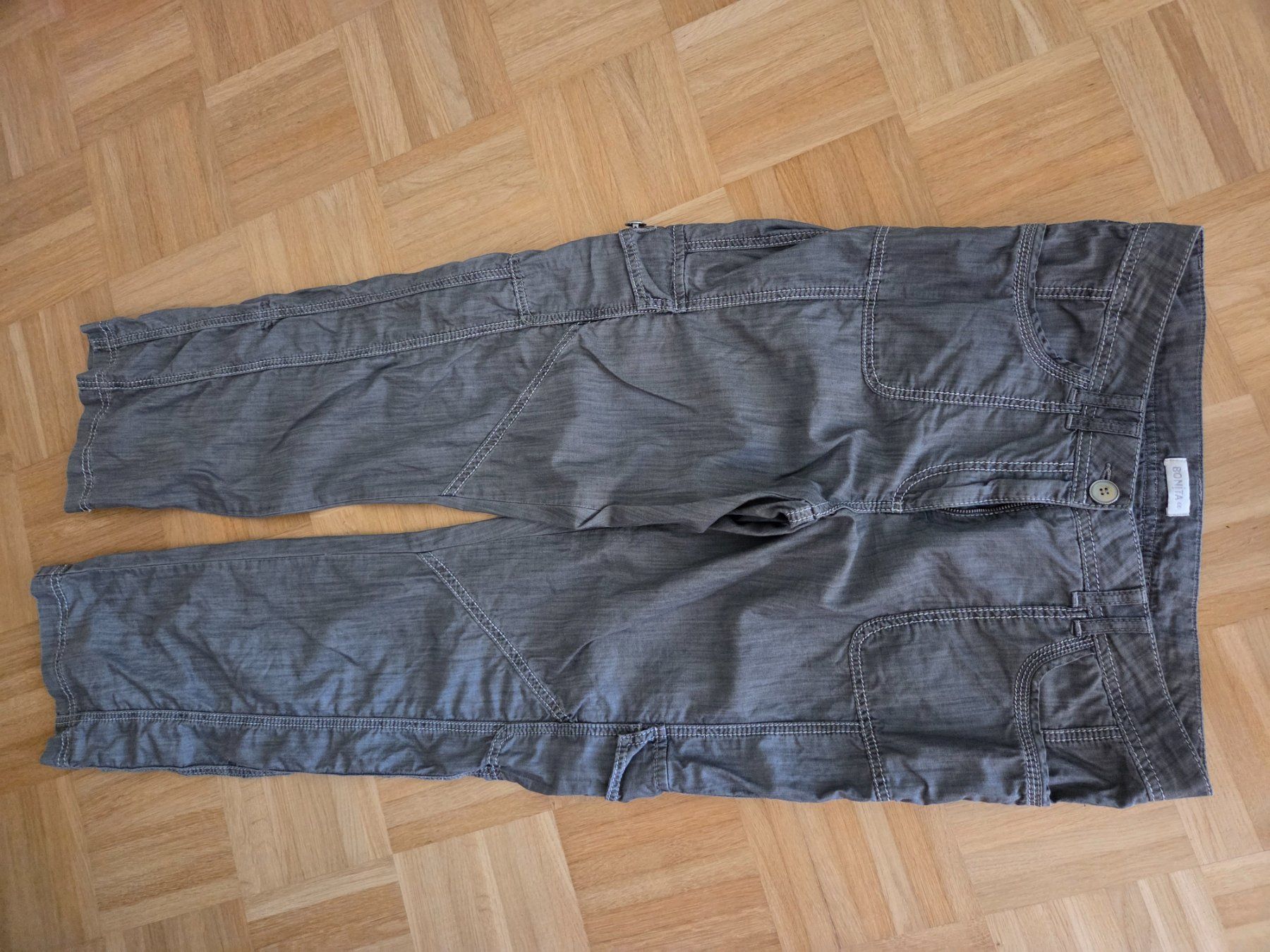 Bonita Jeans: schwarz/silber Cargo Jeans, leicht, 44, Baumwolle – Usato da Liestal venduto da ITOlio 3