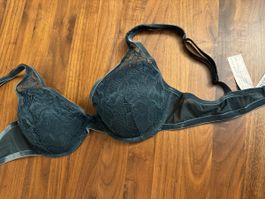 Oysho BH, dunkelgrün, push up, Gr. 75B/90B/34B - Neuwertig