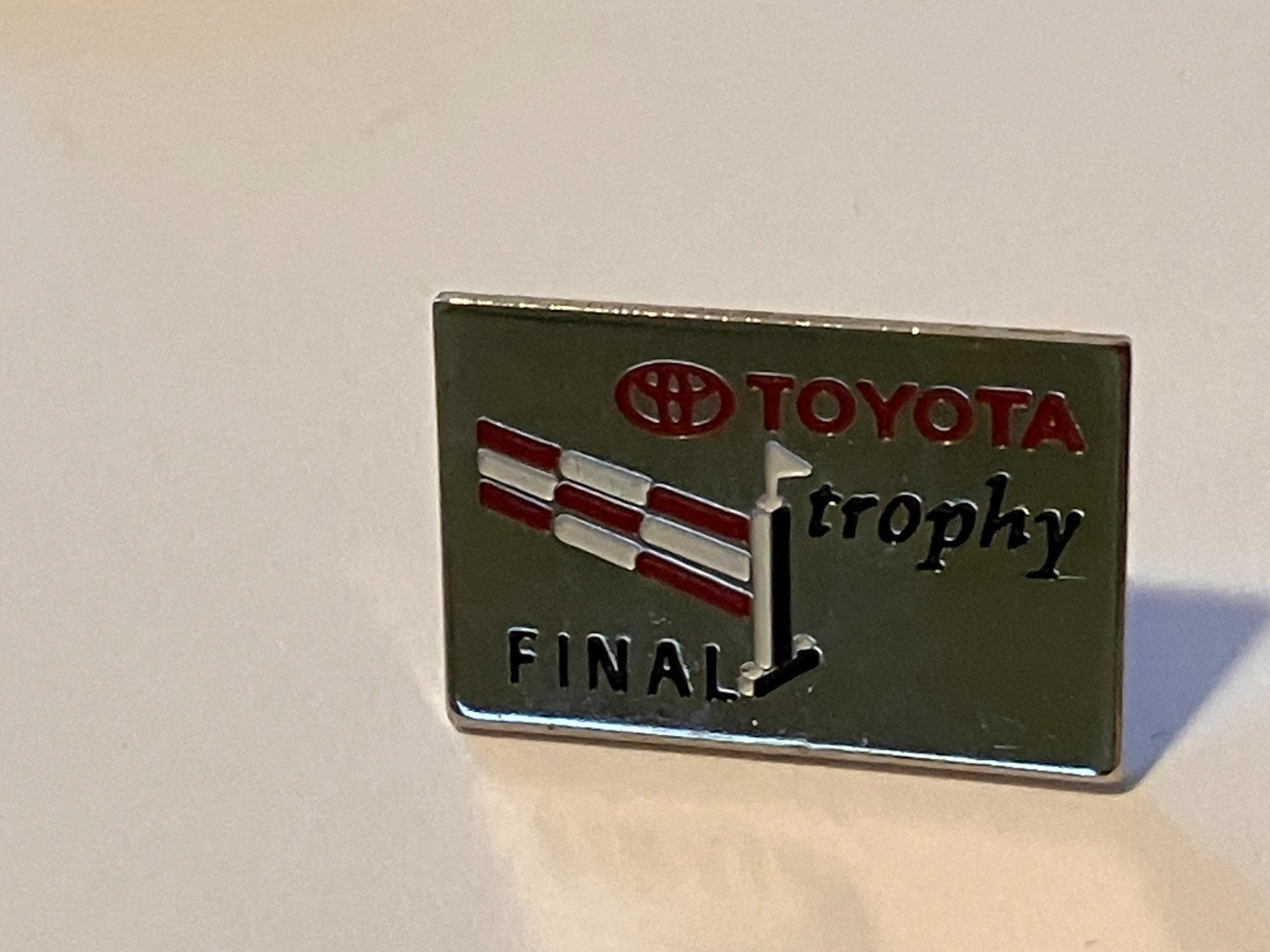 Placchette & Badge: 1 Pin Toyota Trophy Final – Usato da Basel venduto da djwwpp